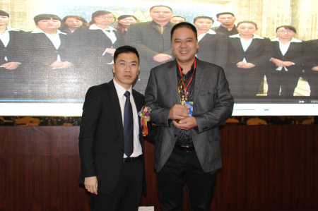 (zhn)(jng)Nϲ@2013ȃ(yu)F(tun)꠪