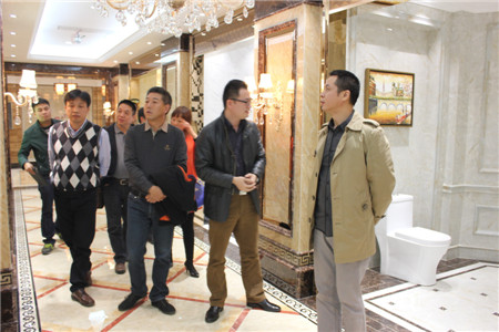 20131130F(tun)LȫɼF(tun)˾λߌI(lng)(do)WR׿h(yun)մɿչd(zhn)Ժ뿼ԴI(y)Nۿ(jng)c׿h(yun)մƷN۸(jng)ˮͬӴڶ̕Уp׿h(yun)մɵĹˇg(sh)a(chn)Ʒ(yu)ݼչʾgM(jn)ˏVĽ̽ӑK_(d)ƷƑ(zhn)Ժ  