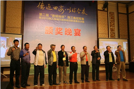 鼯F(tun),ߠ鱭,һ(g)һUM(jn),~